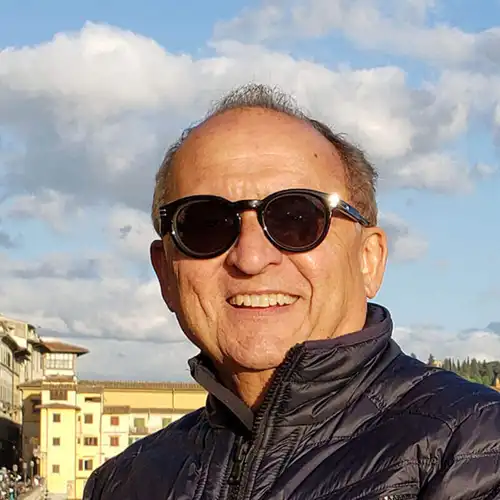 Valdelírio Soares Fundador & CEO